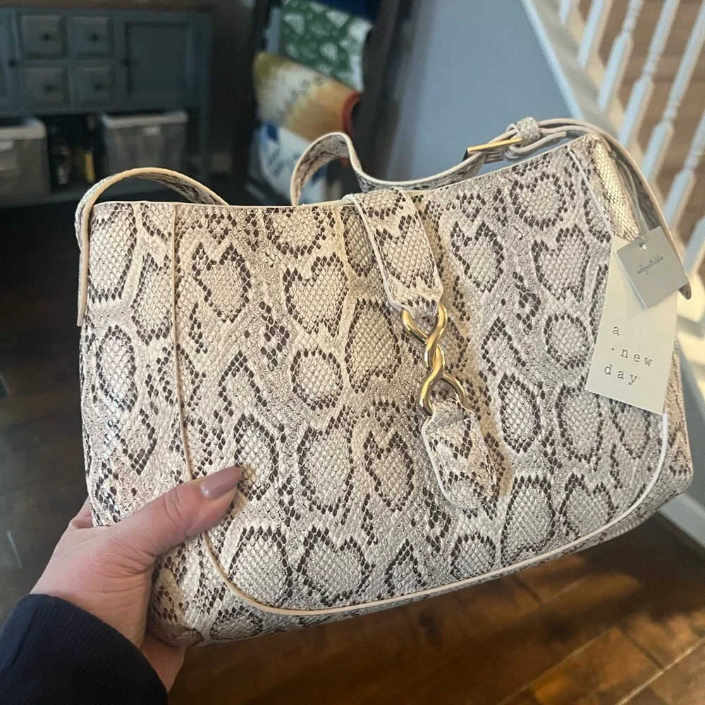A New Day Beige Snake Print Shoulder Bag - Picture 1 of 3